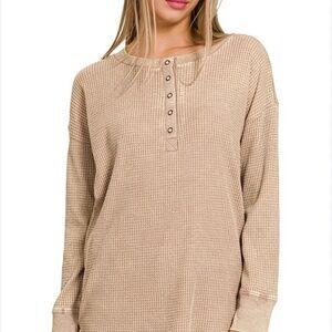NWT American Eagle long sleeve waffle knit henley top women's XS ( 080)